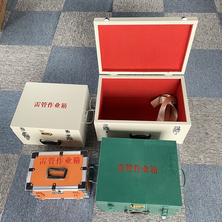 荔城爆破工程作业箱如何选择？玻璃钢与传统材质的全面对比